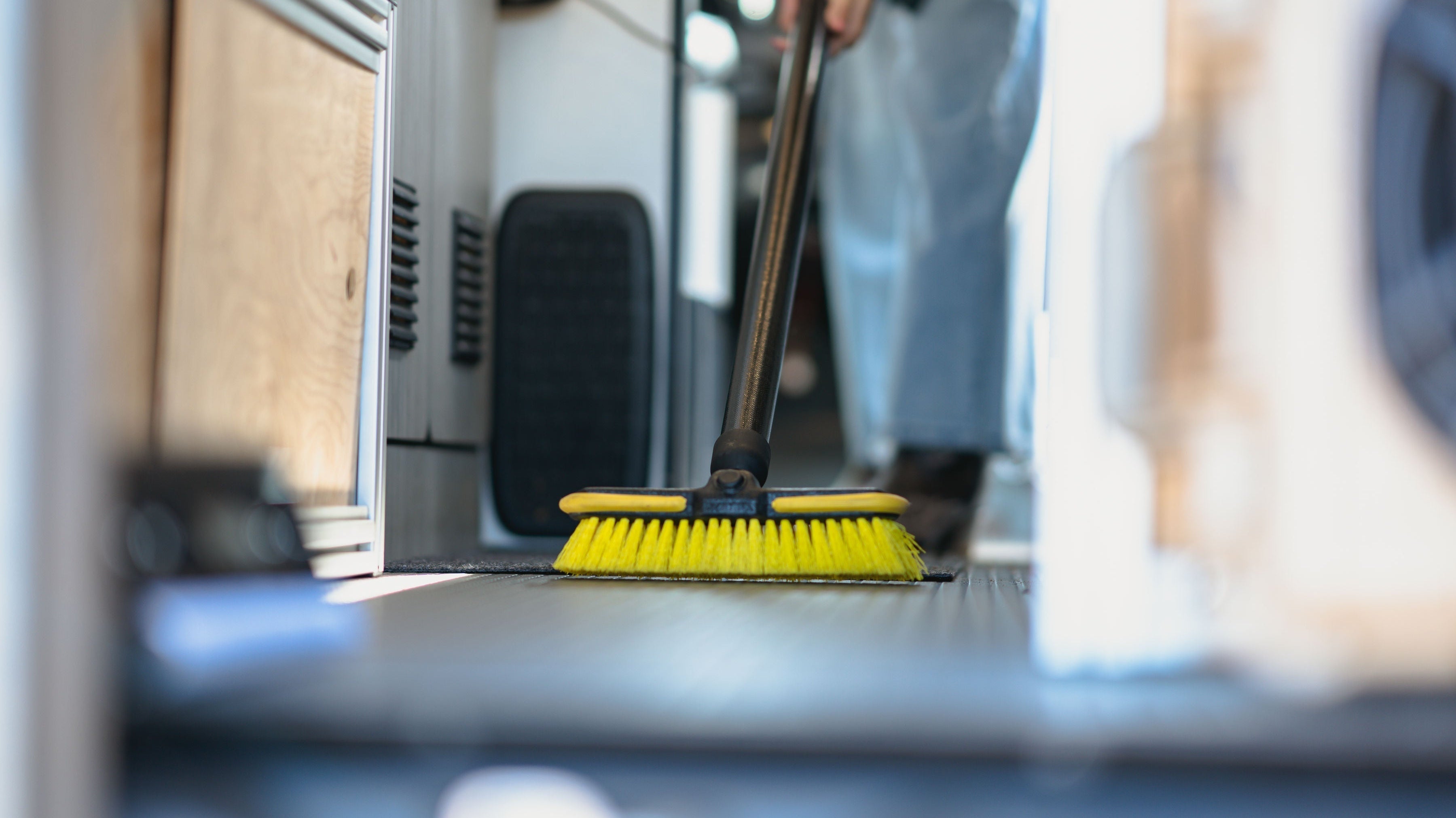 What to Look for in an RV Cleaning Brush (2026 Buyer's Guide)